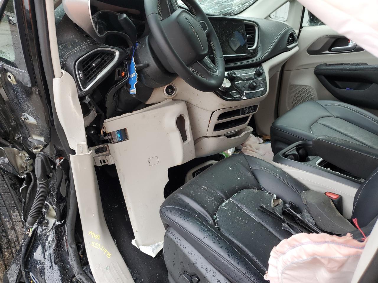 2024 Chrysler Pacifica Hybrid Select VIN: 2C4RC1S74RR150663 Lot: 83822675