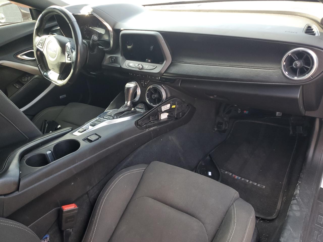 2018 Chevrolet Camaro Lt VIN: 1G1FB1RX1J0187527 Lot: 67199935