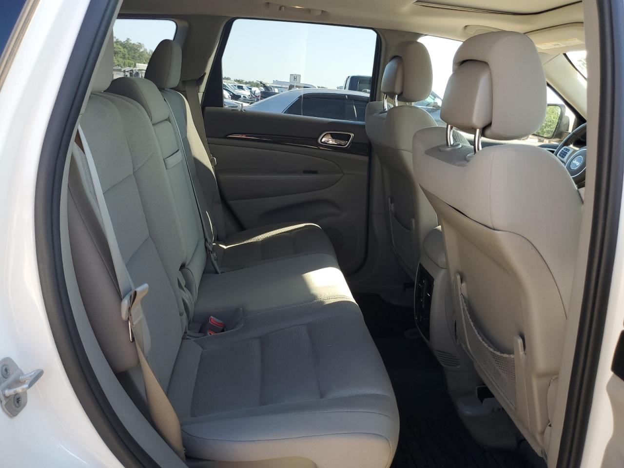 2012 Jeep Grand Cherokee Laredo VIN: 1C4RJEAG7CC137663 Lot: 71826435