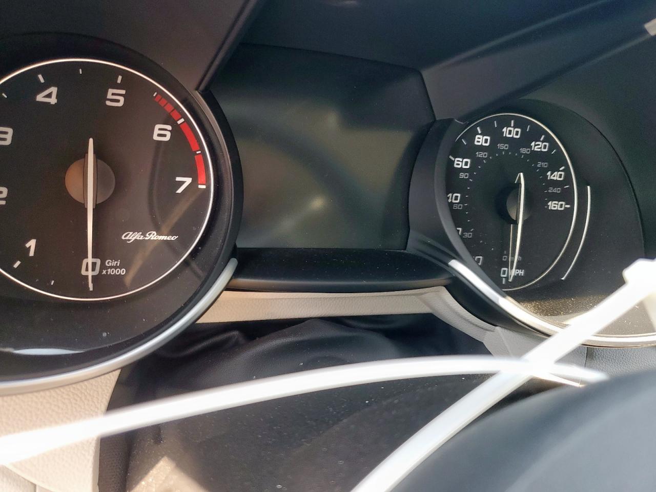 2018 Alfa Romeo Giulia Ti VIN: ZARFAECN3J7576417 Lot: 71709595