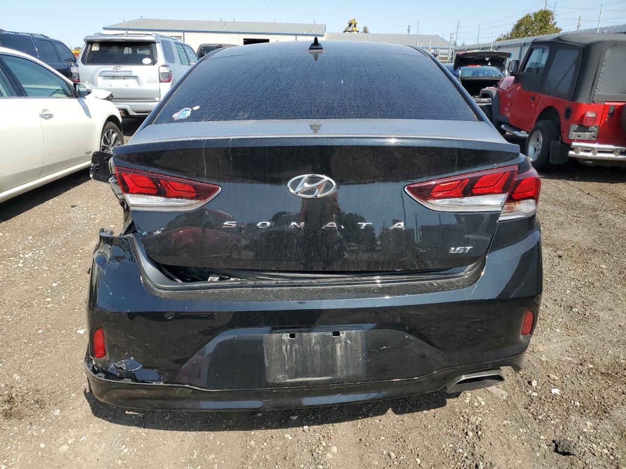 2018 Hyundai Sonata Eco VIN: 5NPE24AA2JH682365 Lot: 71871065
