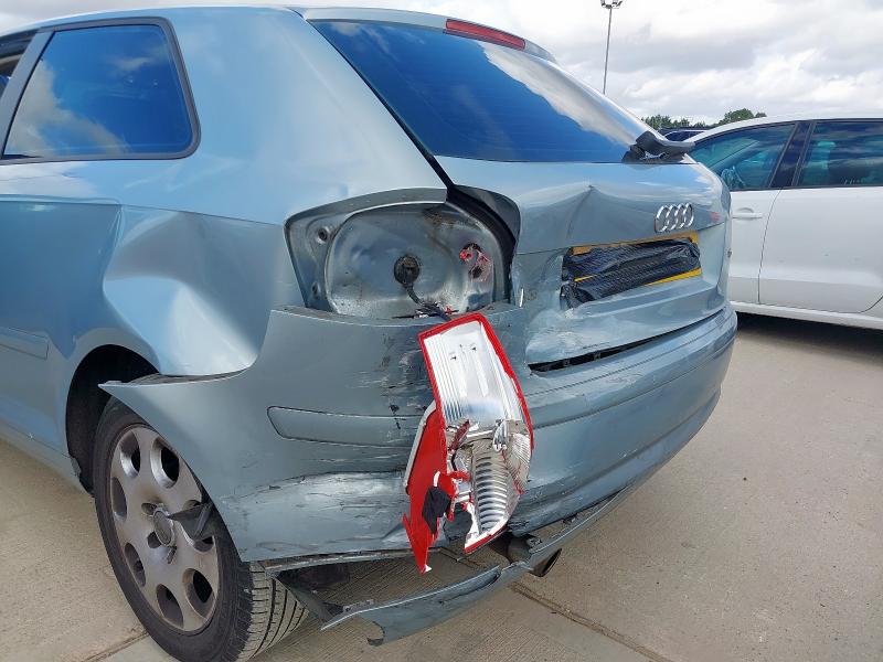 2004 AUDI A3 