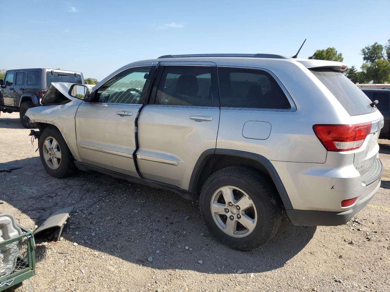2012 Jeep Grand Cherokee Laredo silver suv flexible 1C4RJEAG8CC276264 photo #3
