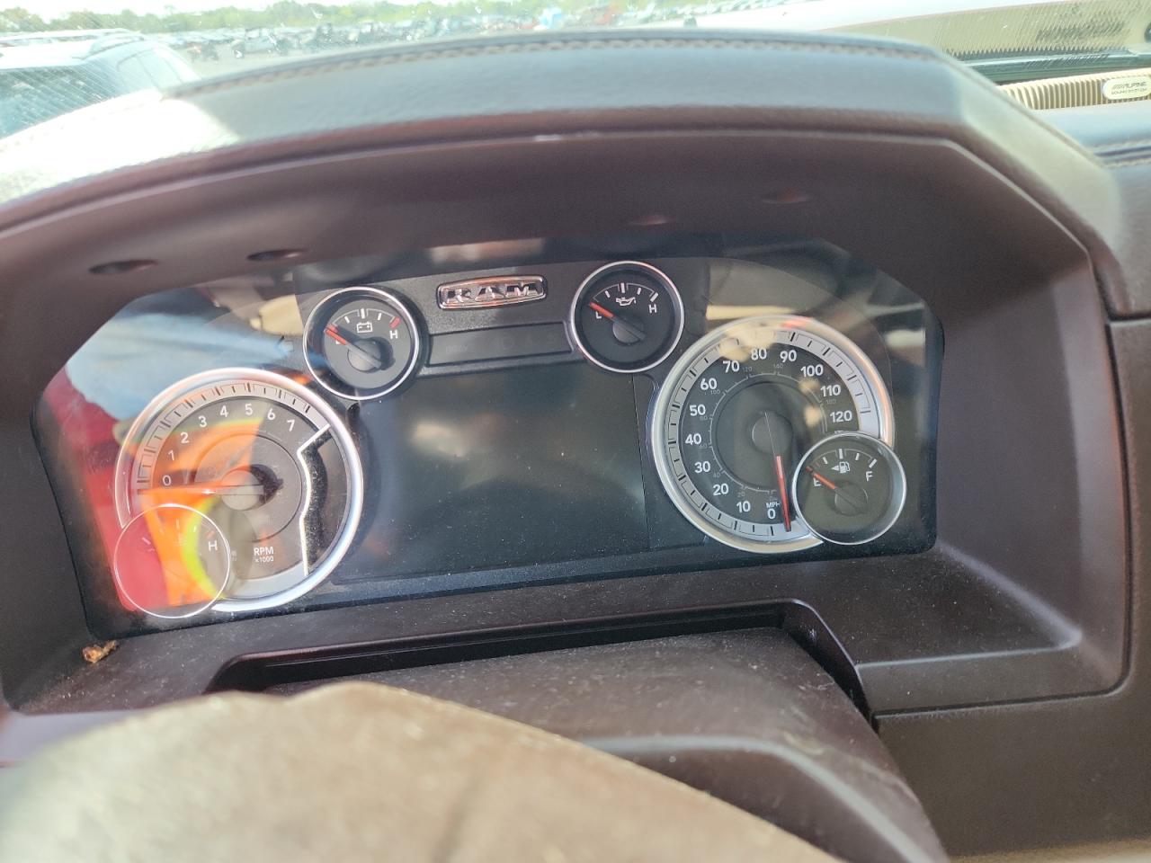 2015 Ram 1500 Laramie VIN: 1C6RR6JT5FS568984 Lot: 81774485