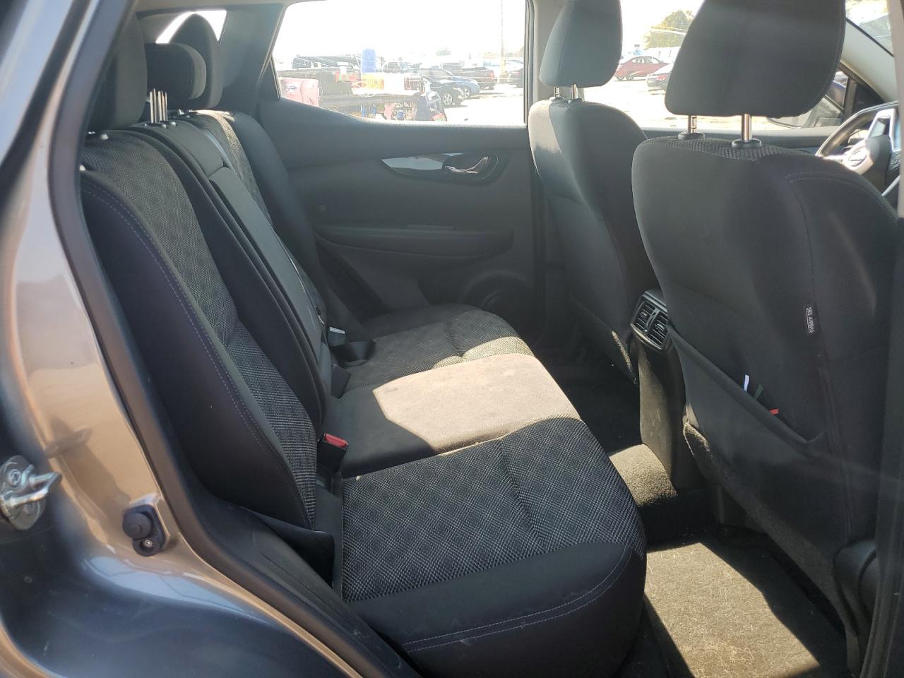 2019 Nissan Rogue Sport S VIN: JN1BJ1CR4KW352331 Lot: 80544705