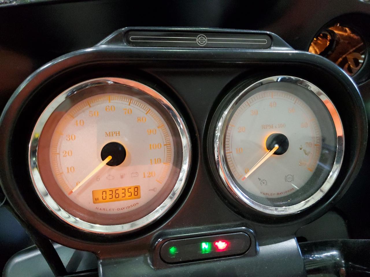 2013 Harley-Davidson Fltrx Road Glide Custom VIN: 1HD1KHM15DB695715 Lot: 72032345