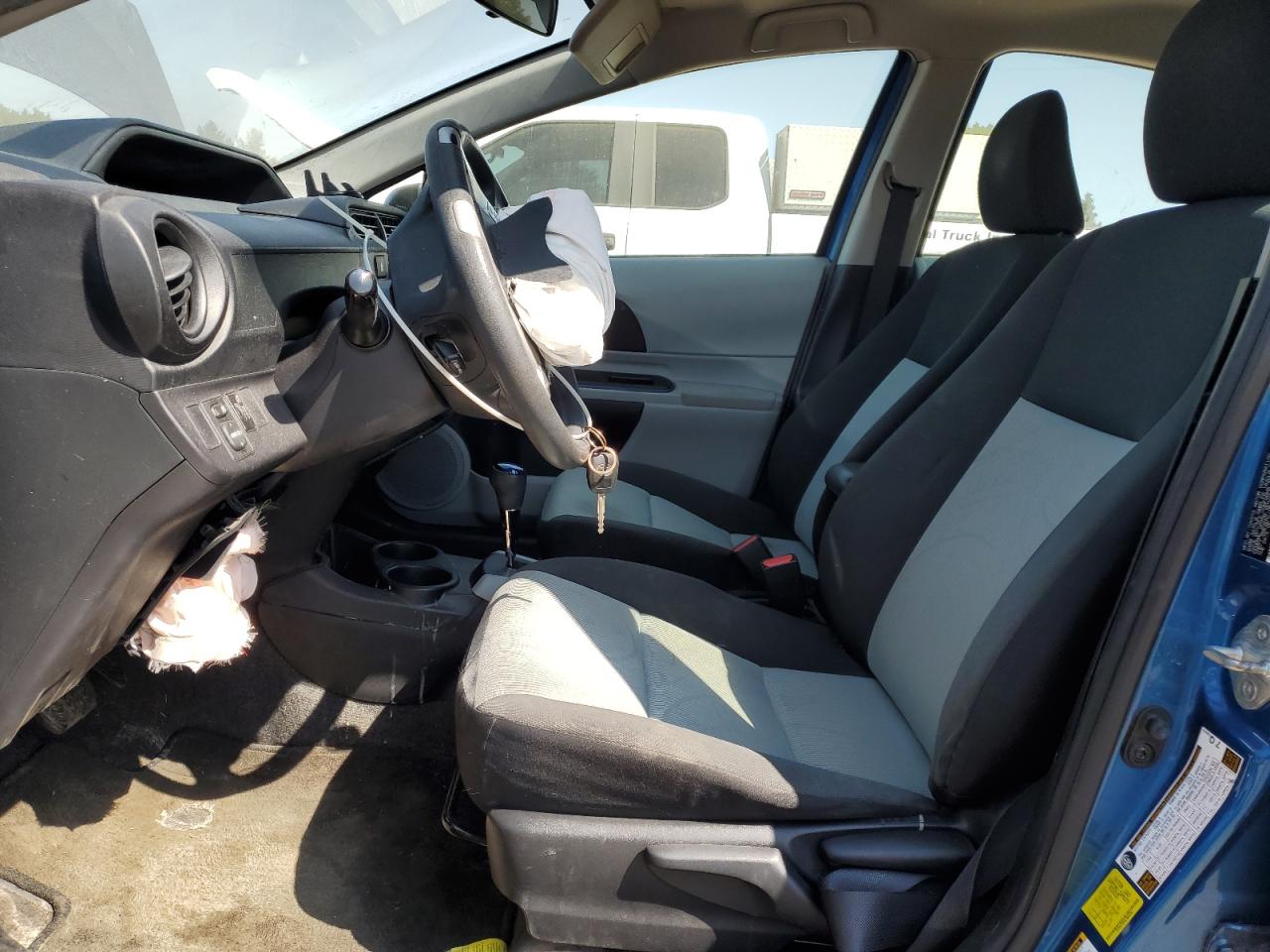 2013 Toyota Prius C VIN: JTDKDTB39D1045394 Lot: 71846635