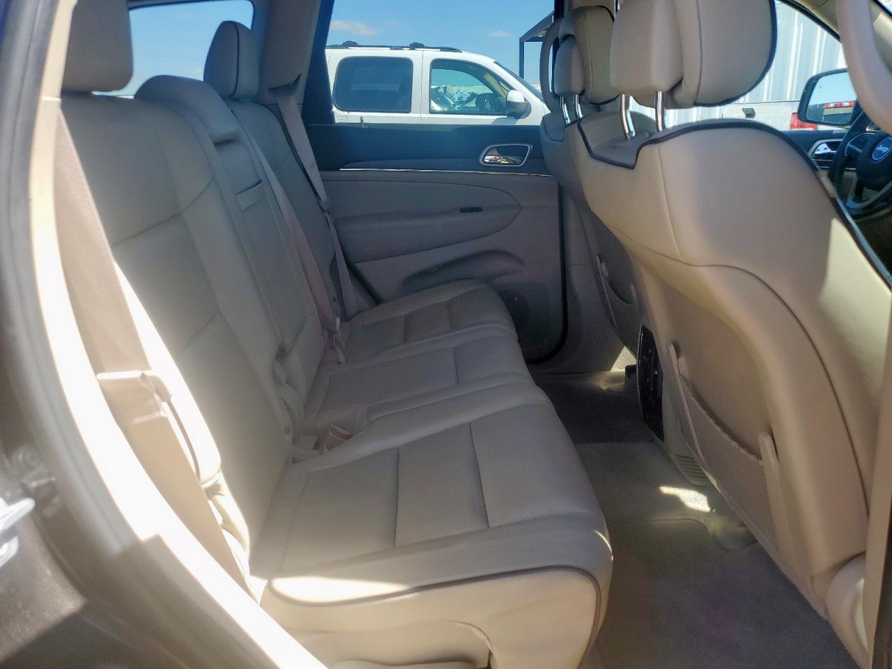 2017 Jeep Grand Cherokee Overland VIN: 1C4RJECG3HC600435 Lot: 81723335