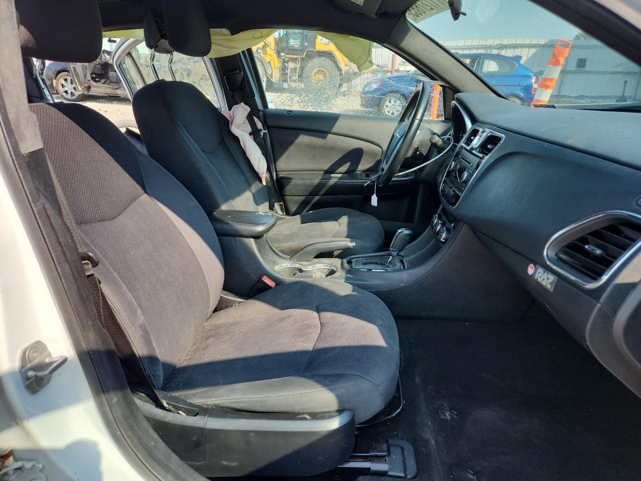 2013 Chrysler 200 Touring VIN: 1C3CCBBBXDN601640 Lot: 71727665