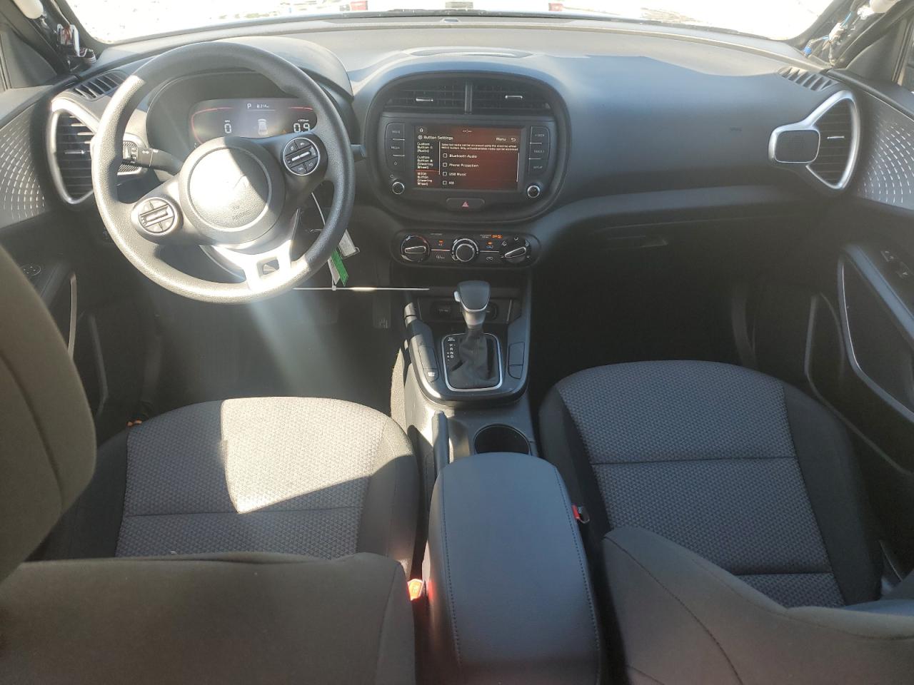 2025 Kia Soul Lx VIN: KNDJ23AU2S7258662 Lot: 84375065