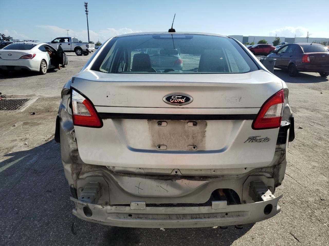 2011 Ford Fiesta S VIN: 3FADP4AJ4BM147553 Lot: 80146945