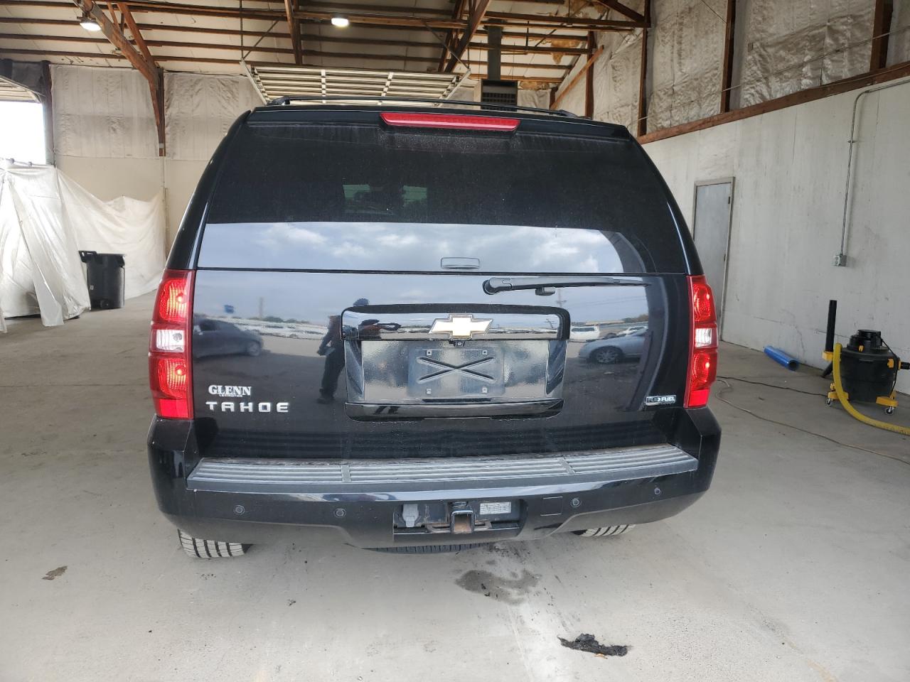 2008 Chevrolet Tahoe K1500 VIN: 1GNFK13058R214633 Lot: 80037205