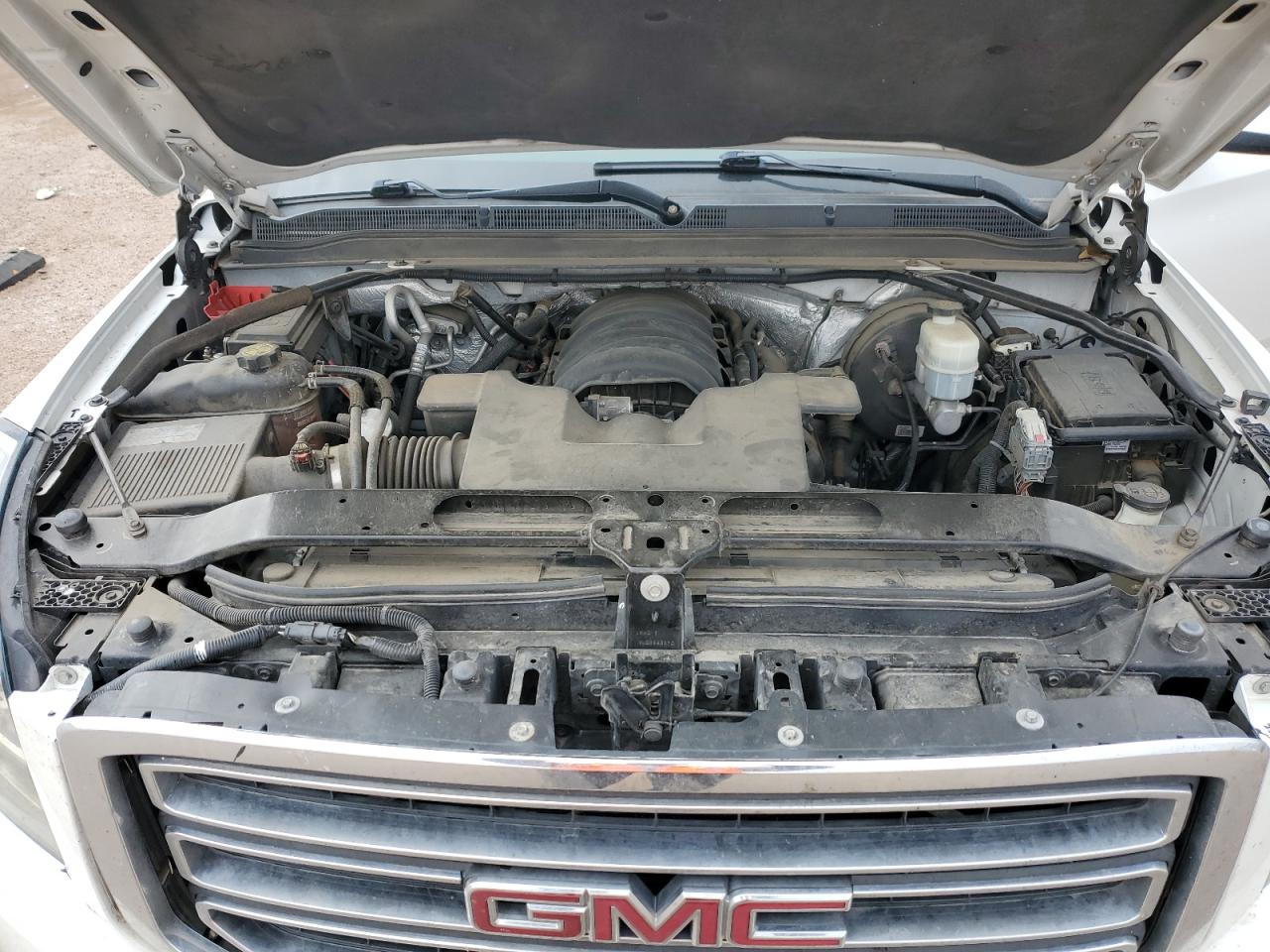 2015 GMC Yukon Xl K1500 Slt VIN: 1GKS2HKC3FR223327 Lot: 82156205