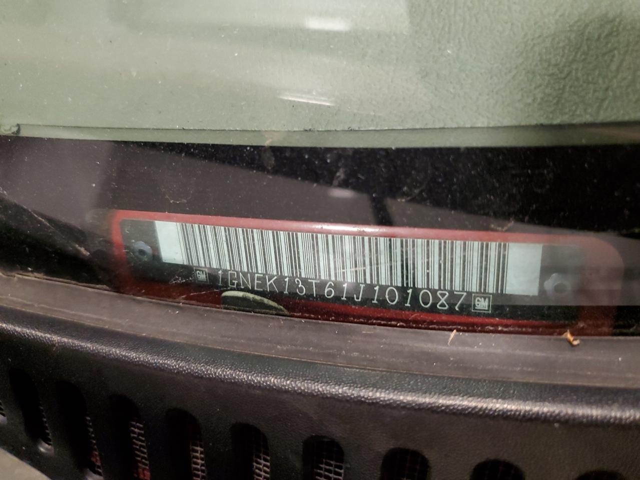 2001 Chevrolet Tahoe K1500 VIN: 1GNEK13T61J101087 Lot: 80181385