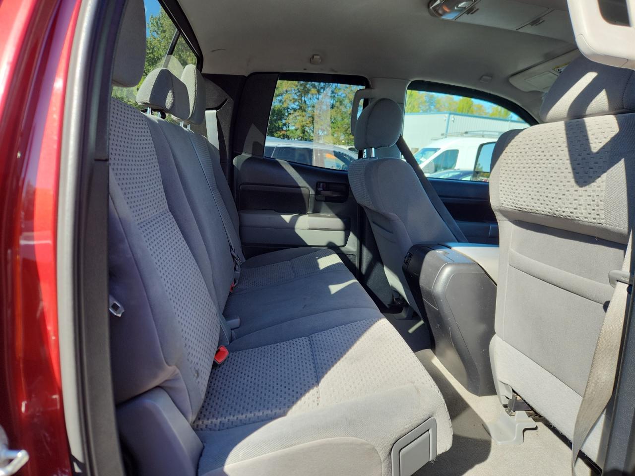 2010 Toyota Tundra Double Cab Sr5 VIN: 5TFUY5F15AX113460 Lot: 84216765