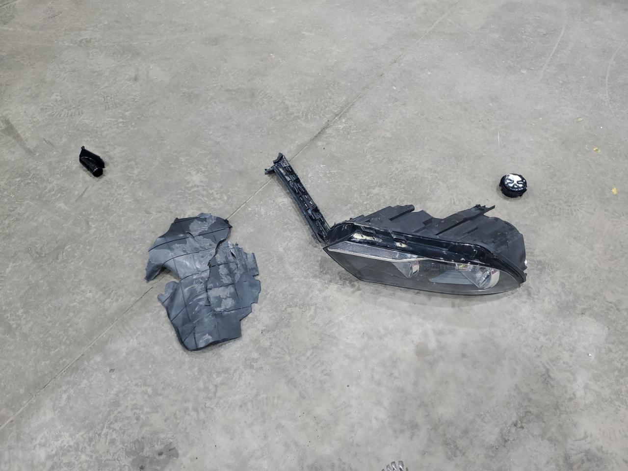 2017 Volkswagen Tiguan S VIN: WVGAV7AX3HK053393 Lot: 81577945