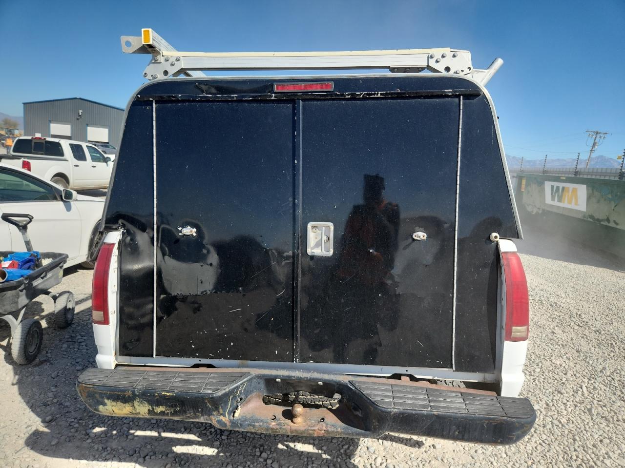 1996 GMC Sierra C1500 VIN: 1GTEC14M1TZ526458 Lot: 81806285