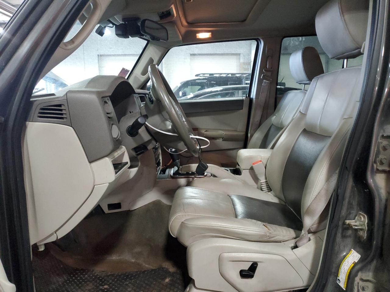 2006 Jeep Commander Limited VIN: 1J8HG58296C143451 Lot: 81015025