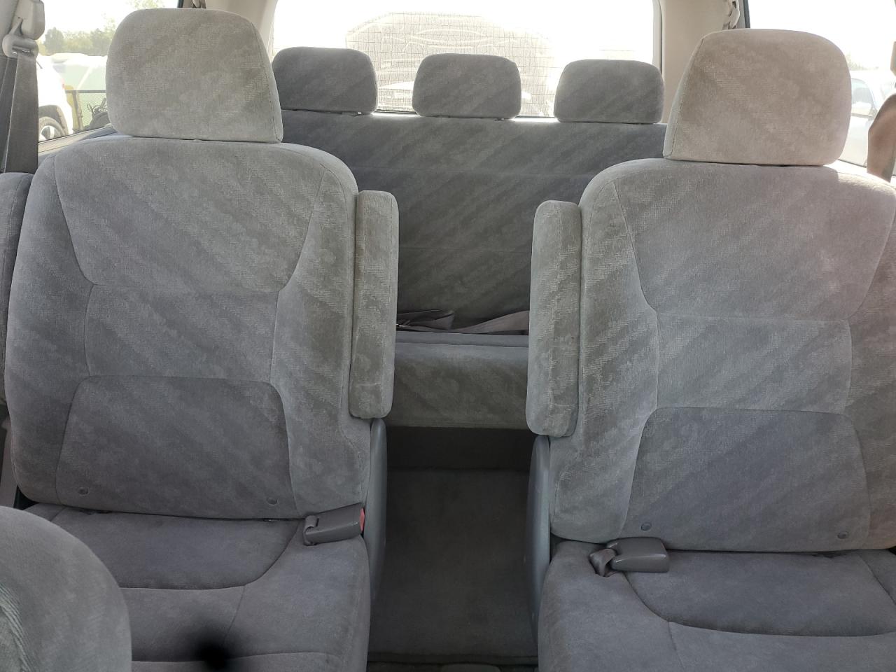 2002 Honda Odyssey Ex VIN: 2HKRL18652H587735 Lot: 80820235