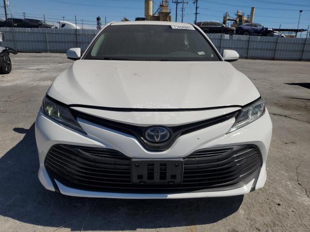  TOYOTA CAMRY 2020 Белы