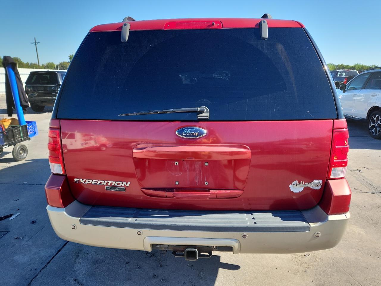2005 Ford Expedition Eddie Bauer VIN: 1FMFU18525LB13910 Lot: 81249945
