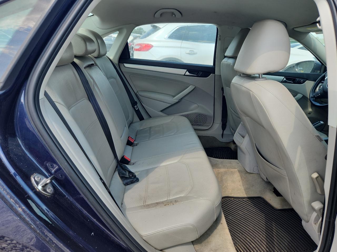 2012 Volkswagen Passat Se VIN: 1VWBP7A35CC087688 Lot: 80499075