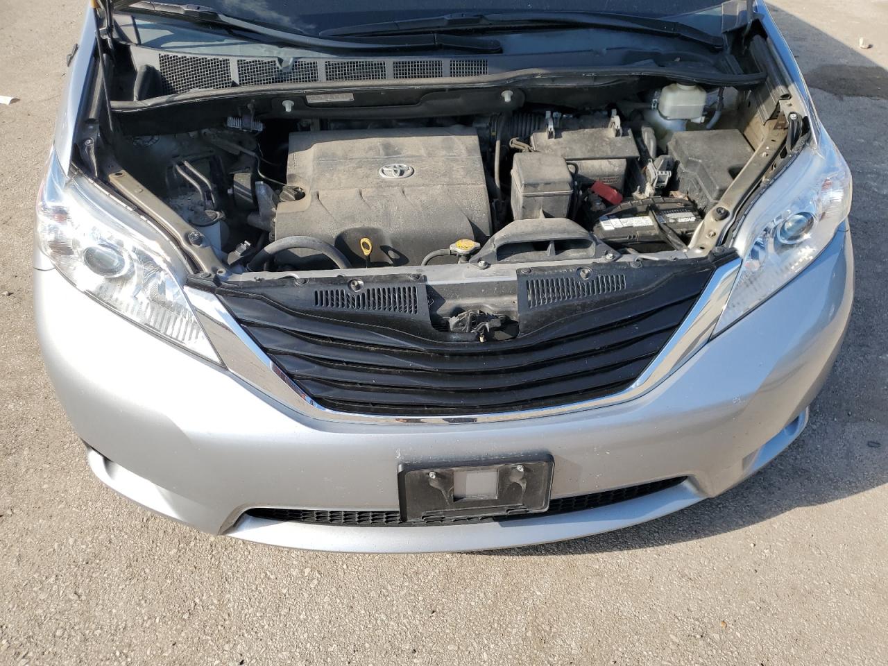 2013 Toyota Sienna Le VIN: 5TDKK3DCXDS374045 Lot: 83848195