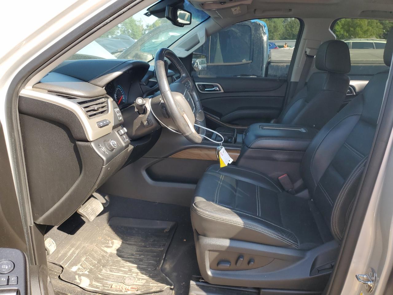 2019 GMC Yukon Denali VIN: 1GKS1CKJ1KR325272 Lot: 72085065