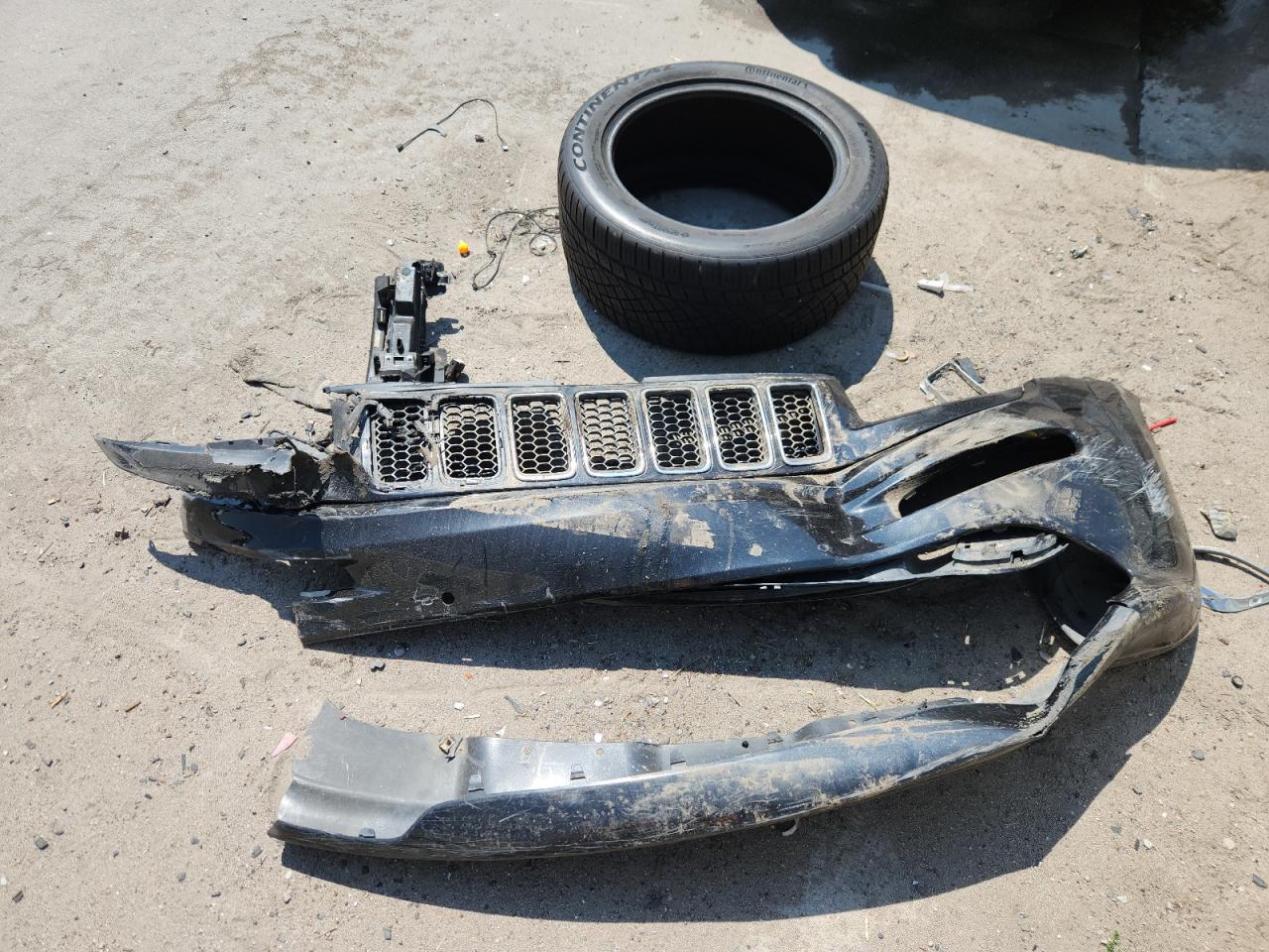 2014 Jeep Grand Cherokee Srt-8 VIN: 1C4RJFDJ3EC572342 Lot: 71491895