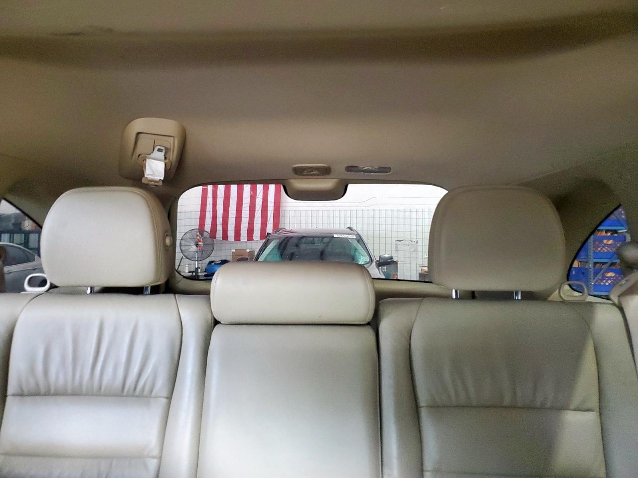 2010 Honda Cr-V Exl VIN: JHLRE3H79AC005230 Lot: 81028225