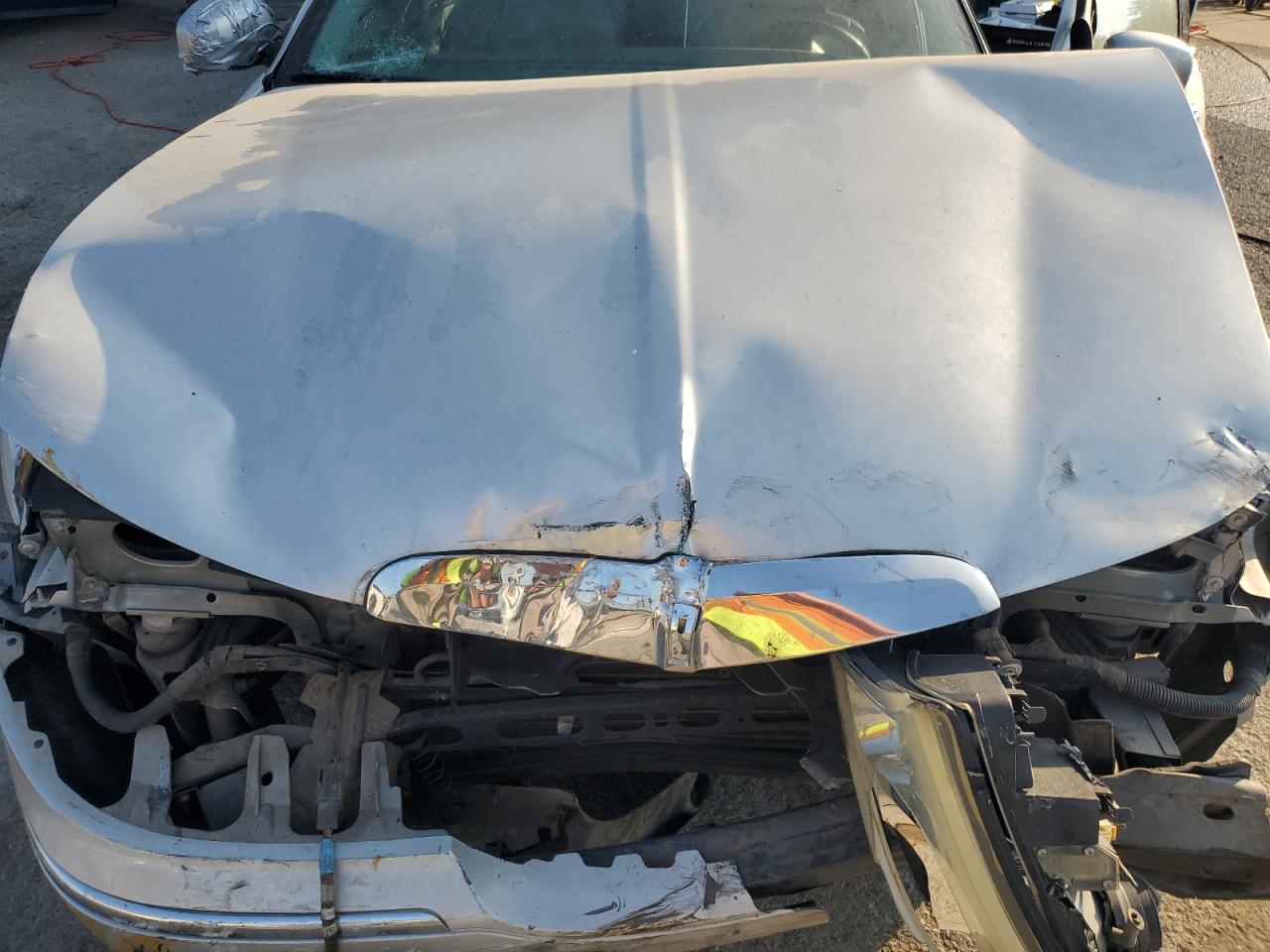 2002 Lincoln Town Car Executive VIN: 1LNHM81W32Y611360 Lot: 81111845