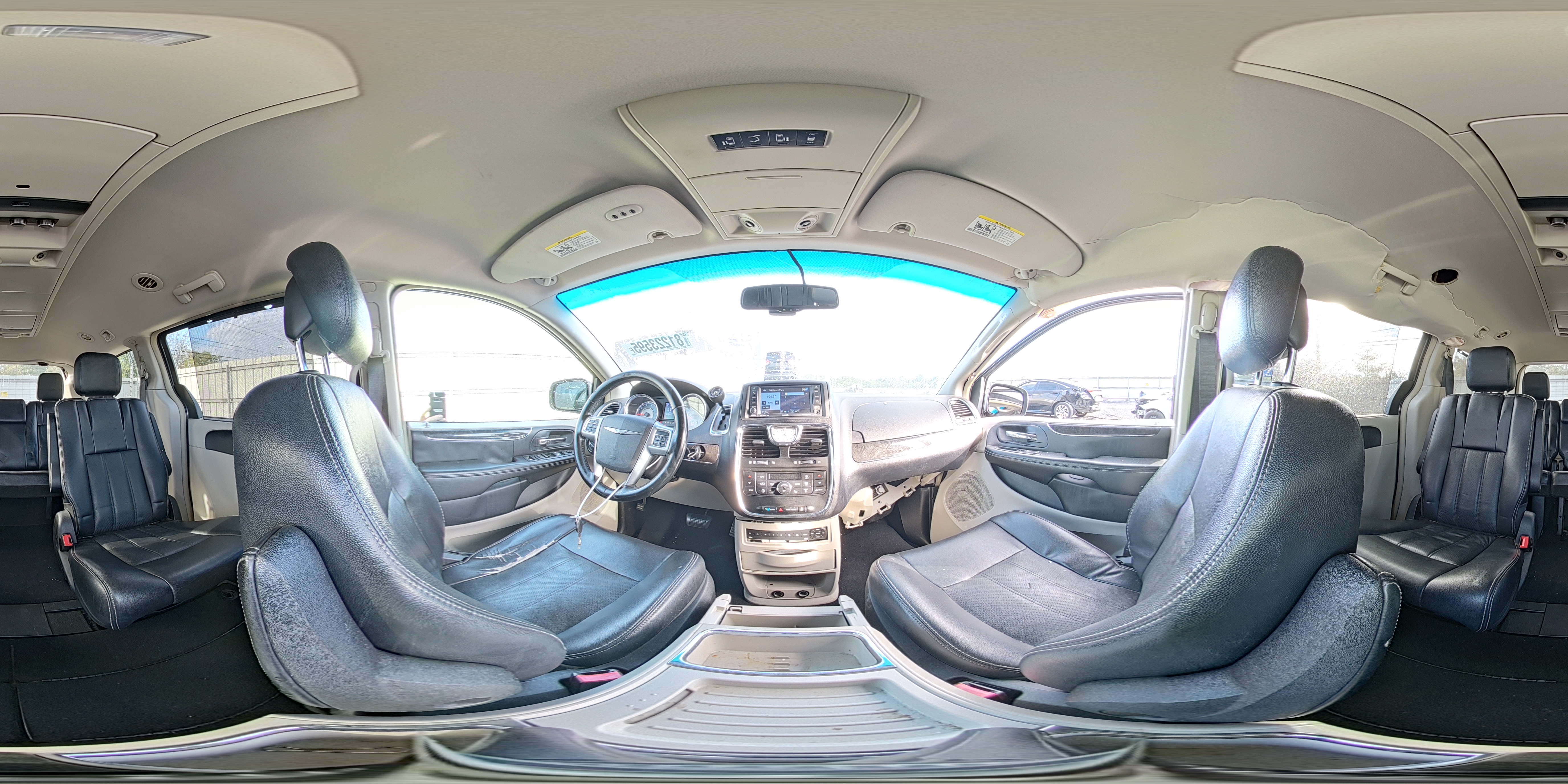 2011 Chrysler Town & Country Touring L VIN: 2A4RR8DG4BR781711 Lot: 81223595