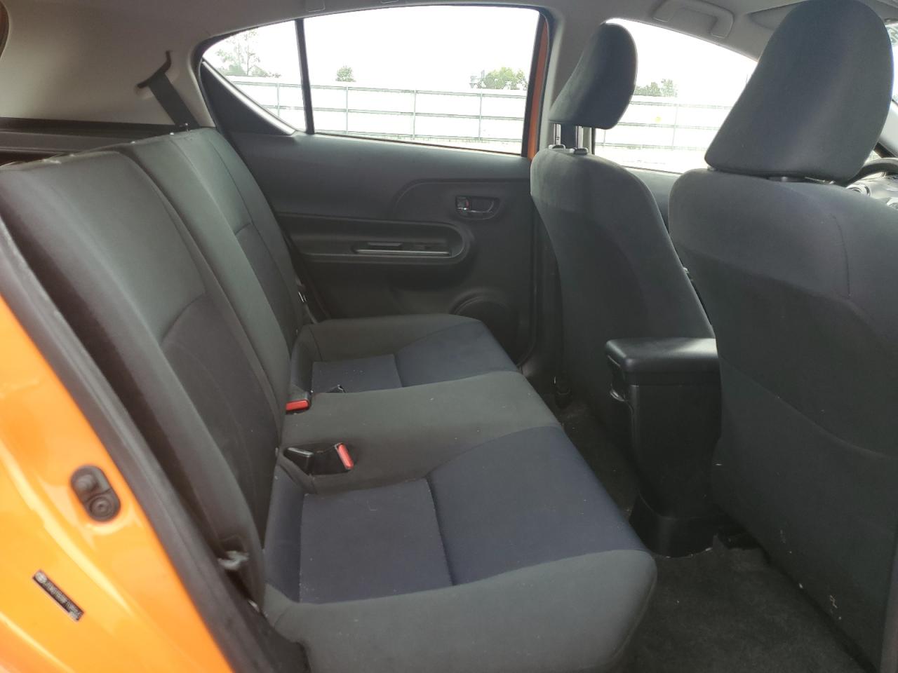 2015 Toyota Prius C VIN: JTDKDTB38F1089647 Lot: 84763735