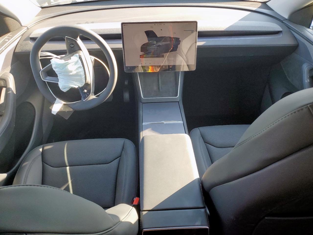 2026 Tesla Model Y VIN: 7SAYGDED9TA430357 Lot: 68759845