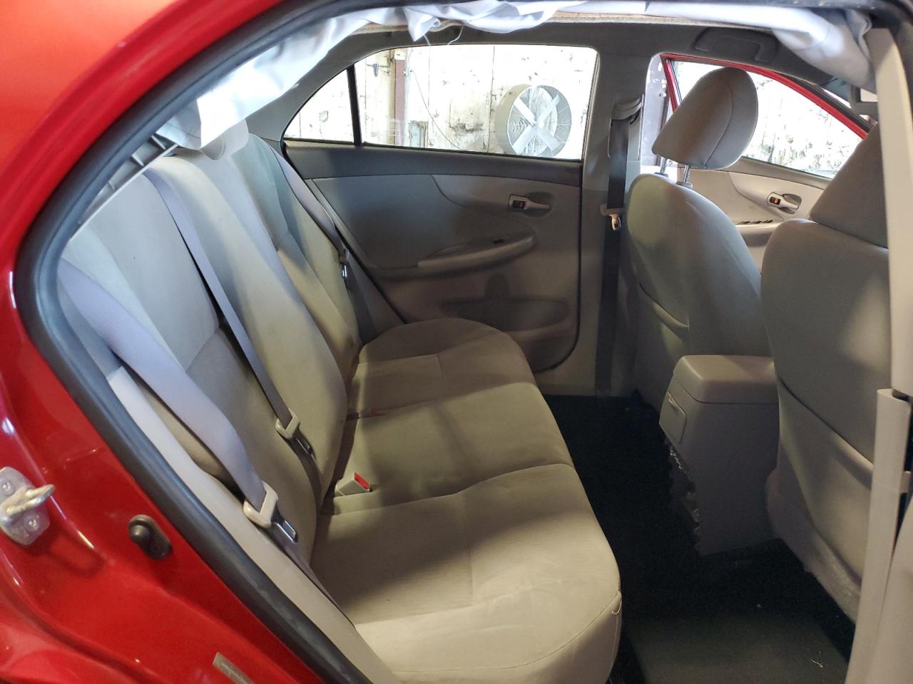 2010 Toyota Corolla Base VIN: 1NXBU4EE9AZ383497 Lot: 81797205