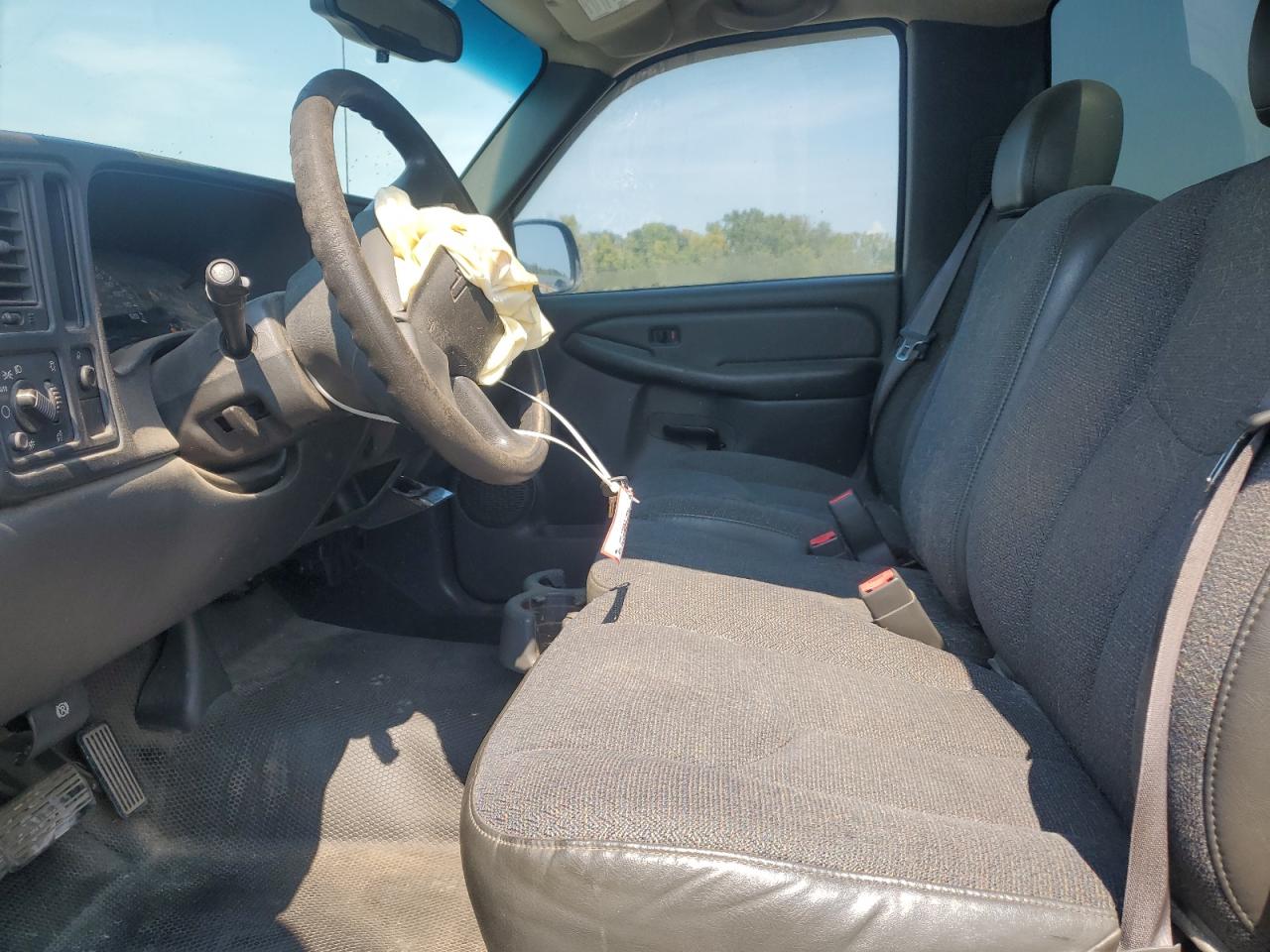 2003 Chevrolet Silverado C1500 VIN: 1GCEC14V53Z130722 Lot: 81509615