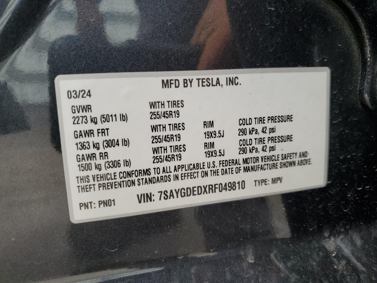 2024 Tesla Model Y VIN: 7SAYGDEDXRF049810 Lot: 71202645