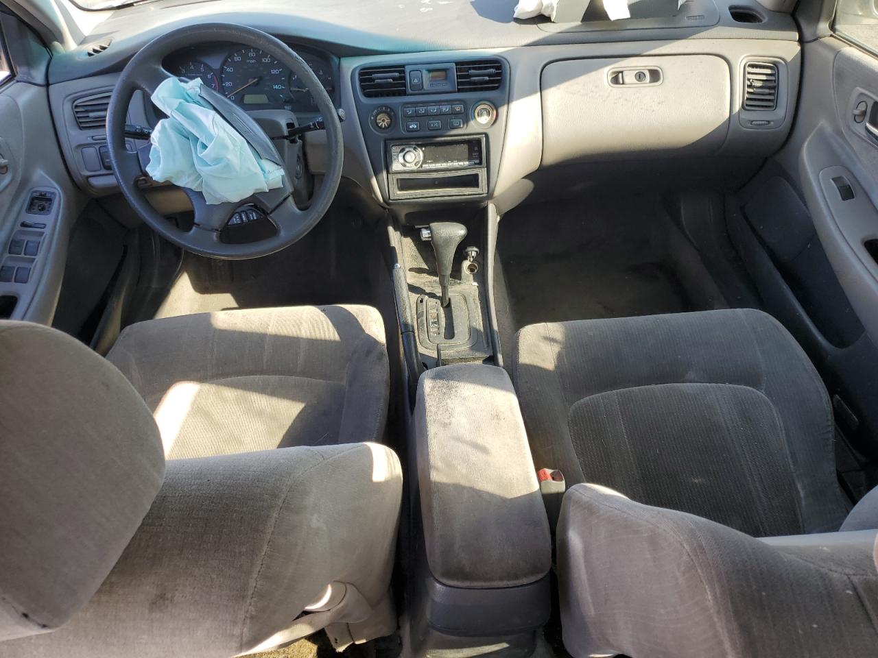 2000 Honda Accord Lx VIN: 1HGCG1644YA012541 Lot: 82137065