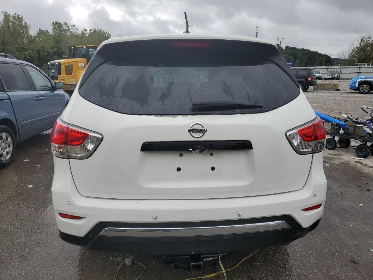 2015 Nissan Pathfinder S VIN: 5N1AR2MN5FC647332 Lot: 81506705