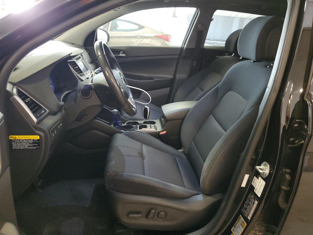 2017 Hyundai Tucson Limited VIN: KM8J33A24HU553893 Lot: 81850935