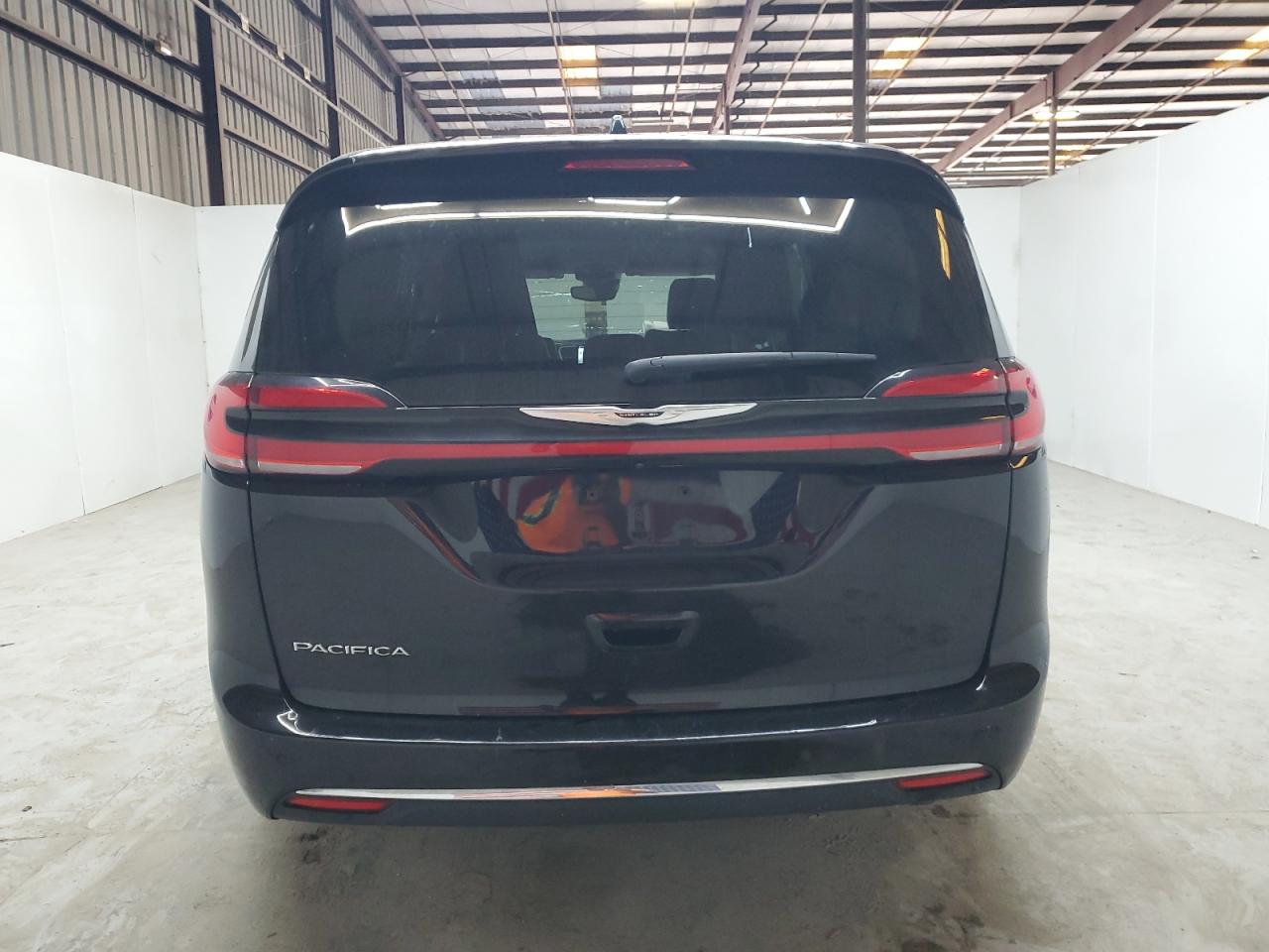 2024 Chrysler Pacifica Touring L VIN: 2C4RC1BG3RR163159 Lot: 81298585