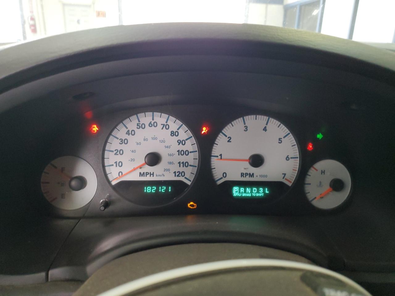 2005 Dodge Grand Caravan Sxt VIN: 2D4GP44L55R301353 Lot: 84602885