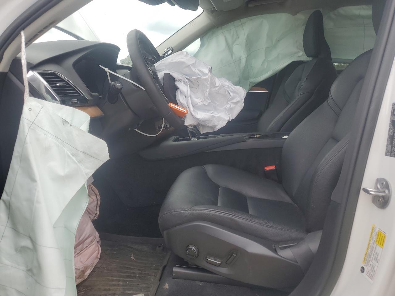 2023 Volvo Xc90 Plus VIN: YV4H600N1P1951712 Lot: 84023375