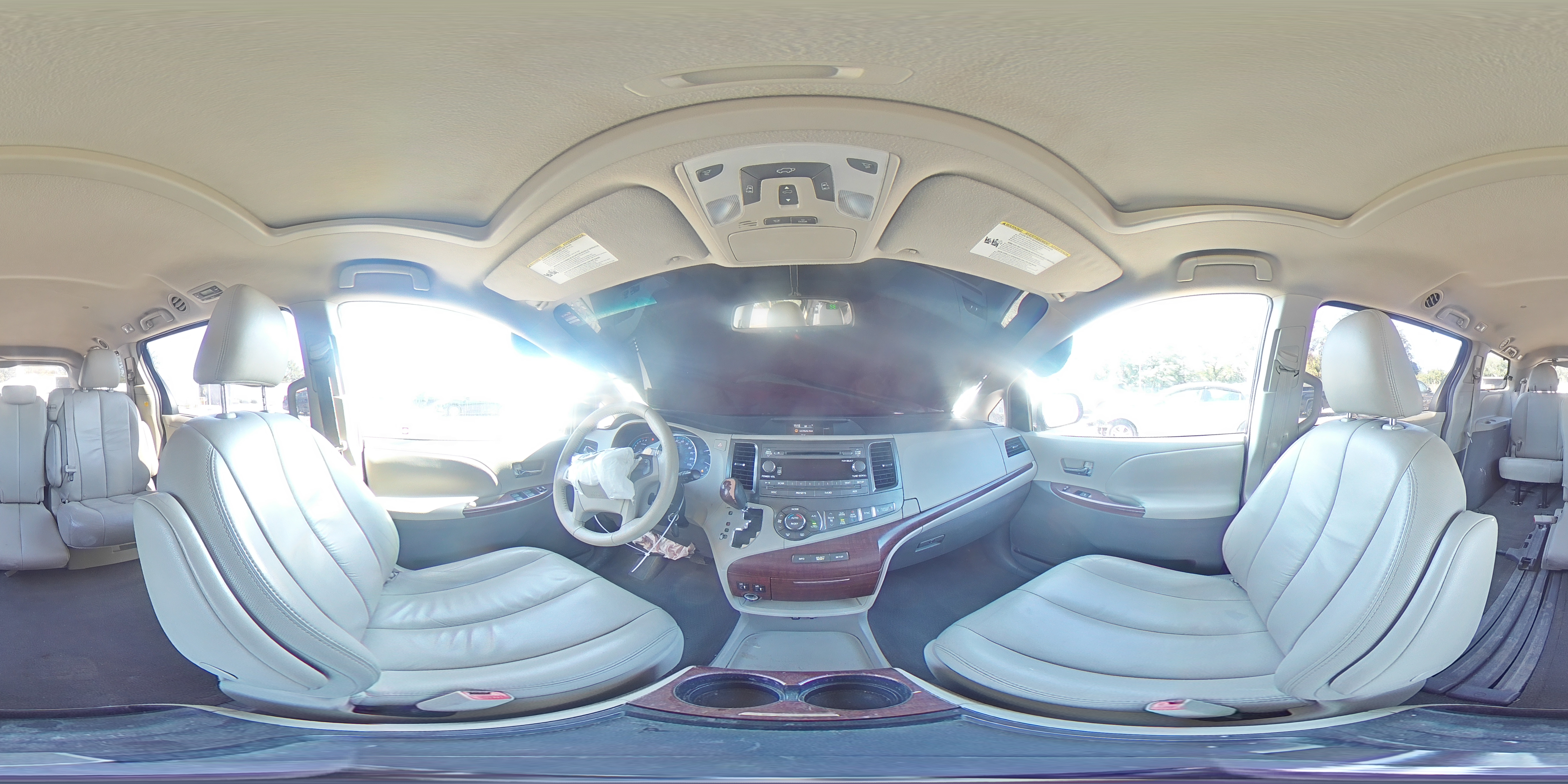 2011 Toyota Sienna Xle VIN: 5TDYK3DC3BS095110 Lot: 71462345