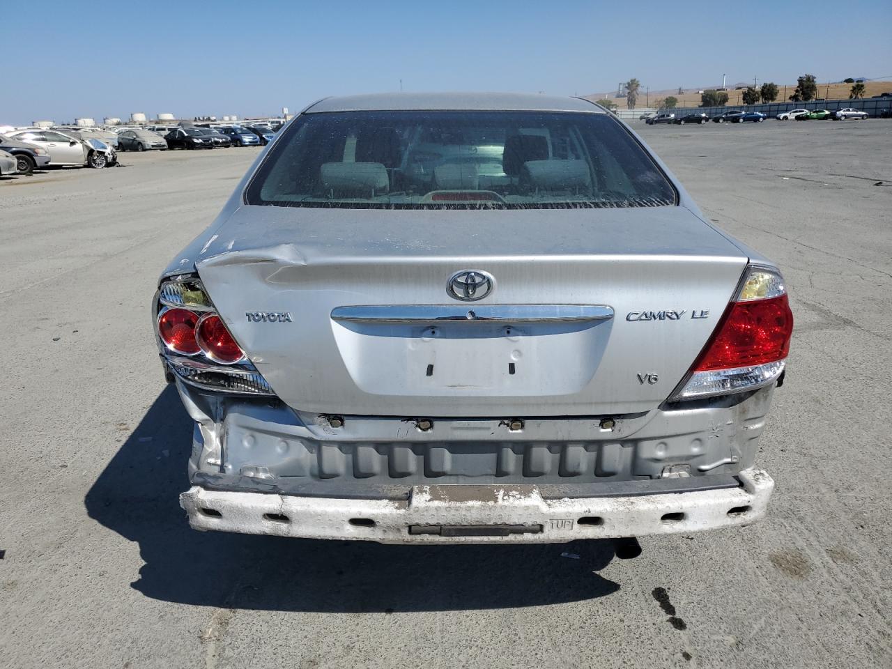 2005 Toyota Camry Le VIN: 4T1BF30K65U599363 Lot: 81202785