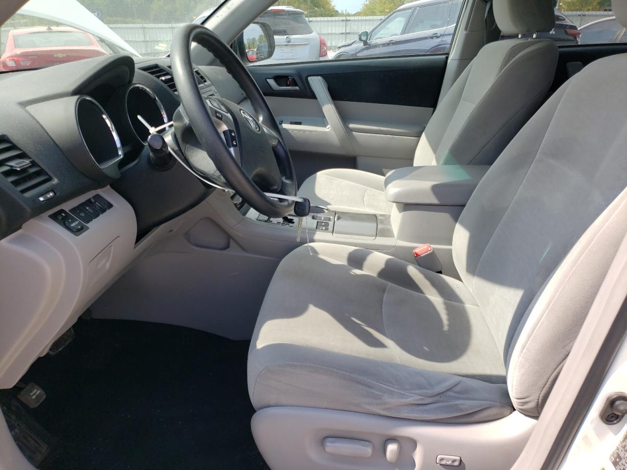 2012 Toyota Highlander Base VIN: 5TDBK3EH5CS110563 Lot: 80119675