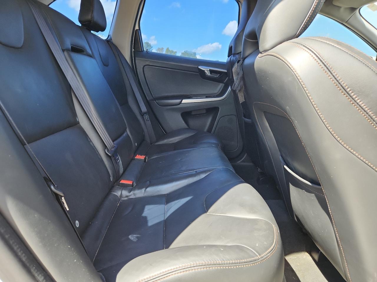 2017 Volvo Xc60 T5 VIN: YV440MDJ2H2195785 Lot: 83969175