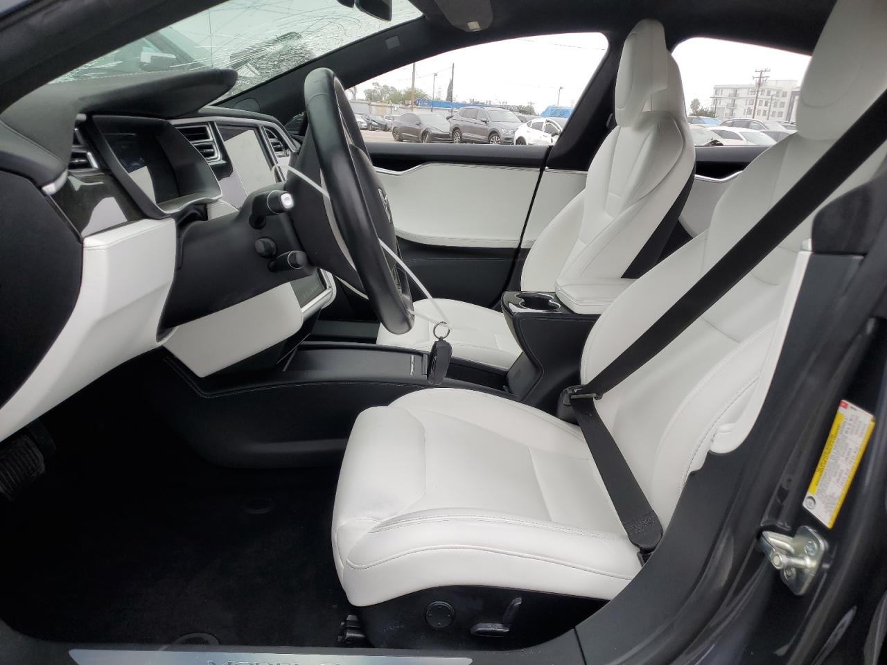 2017 Tesla Model S VIN: 5YJSA1E22HF188796 Lot: 84225665