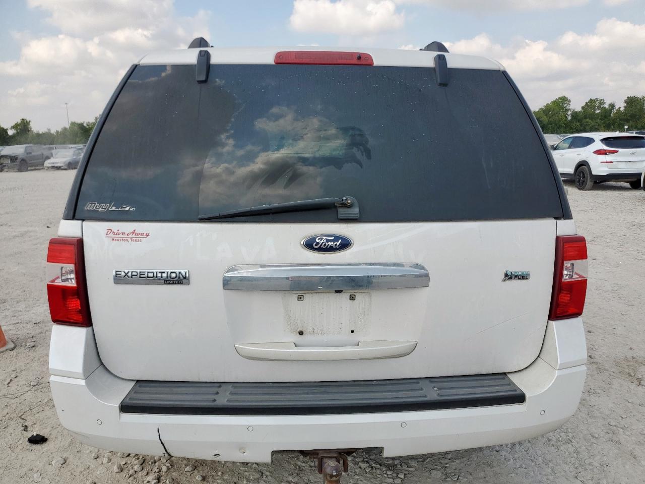 2013 Ford Expedition Limited VIN: 1FMJU1K54DEF55917 Lot: 80907045