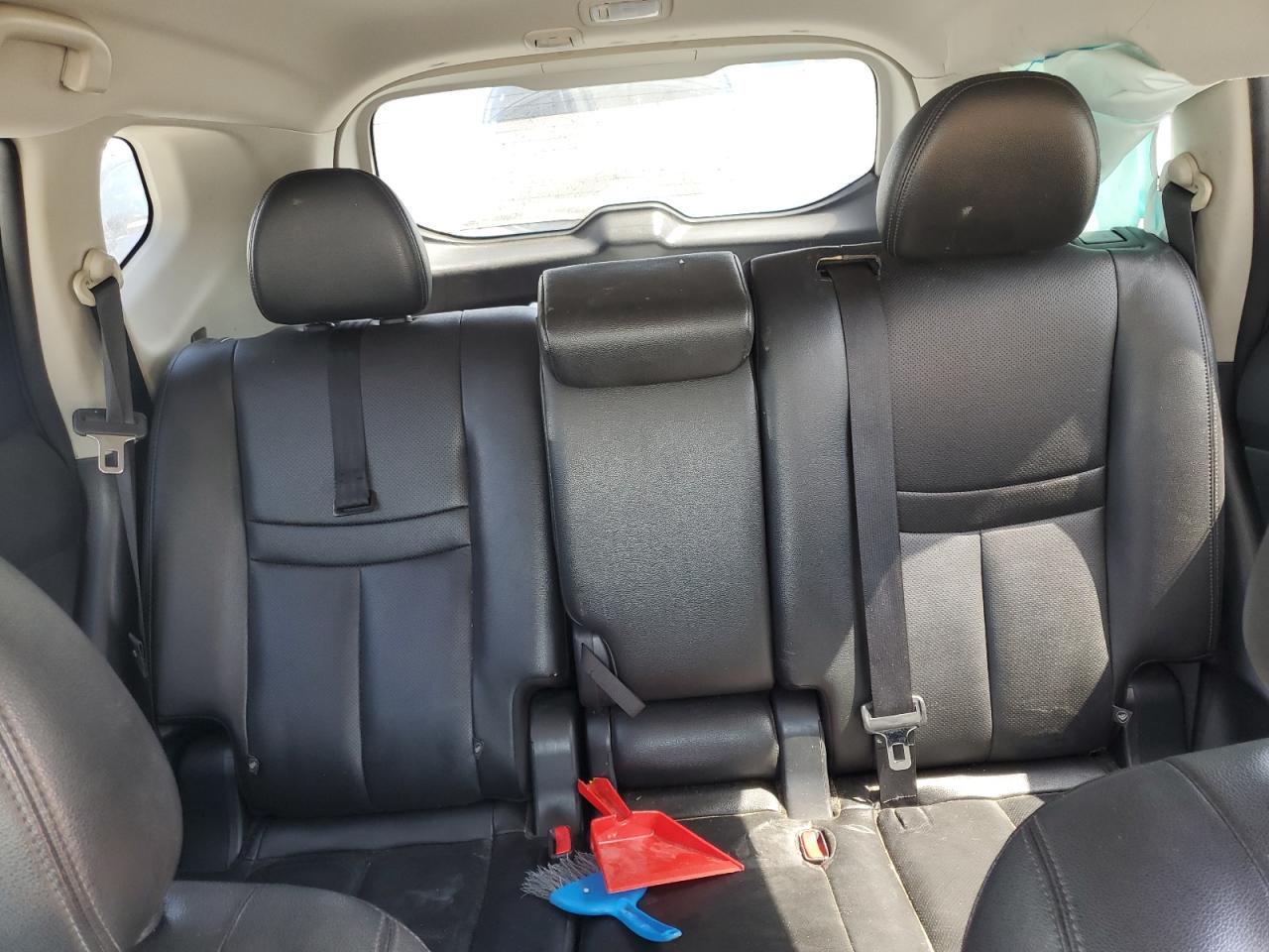 2018 Nissan Rogue S VIN: 5N1AT2MT8JC798920 Lot: 80958915